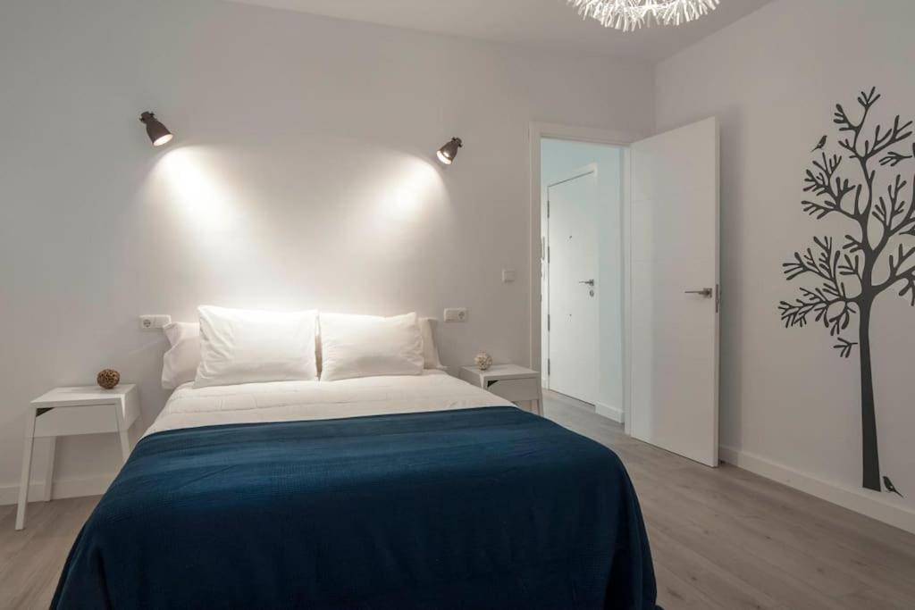מאלגה Moderno Apartamento En Plaza Merced מראה חיצוני תמונה